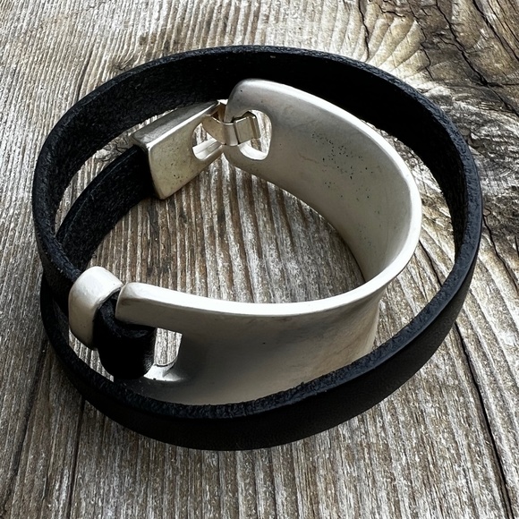 New Leather + Silver Metal Modern Wrap Bracelet Black Satin Distressed Finish - Picture 9 of 10